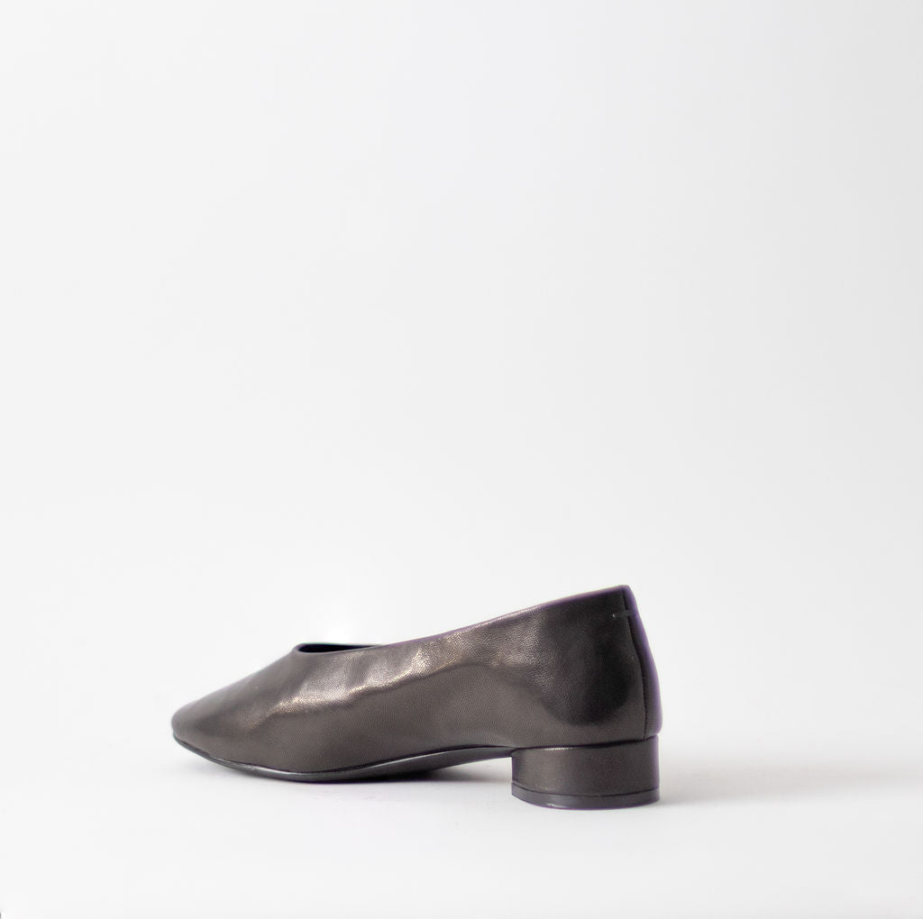 JEFFREY CAMPBELL TRUSTEE BALLET SOCK PUMP -BLACK - Image 7